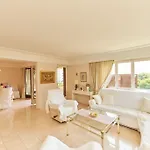 Isabella * أسكونا